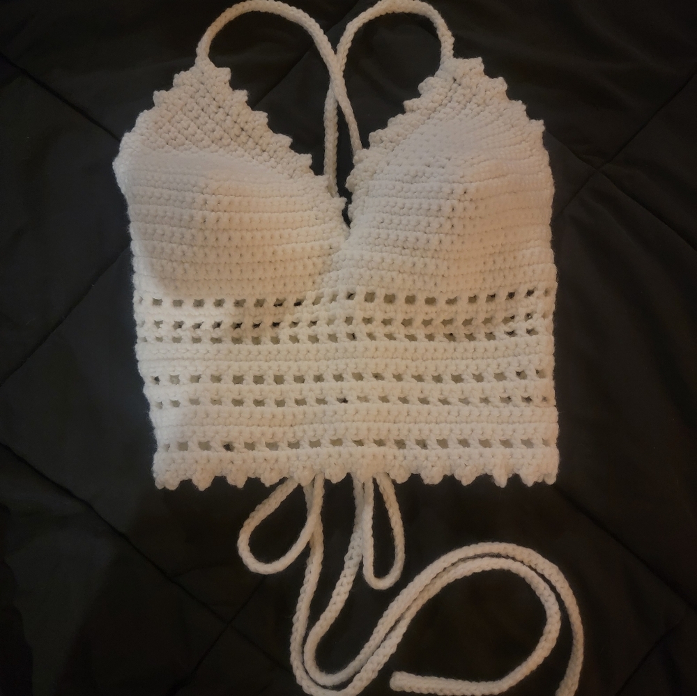 Handmade White Crochet Tie Back Tank Top - Picture 3 of 3